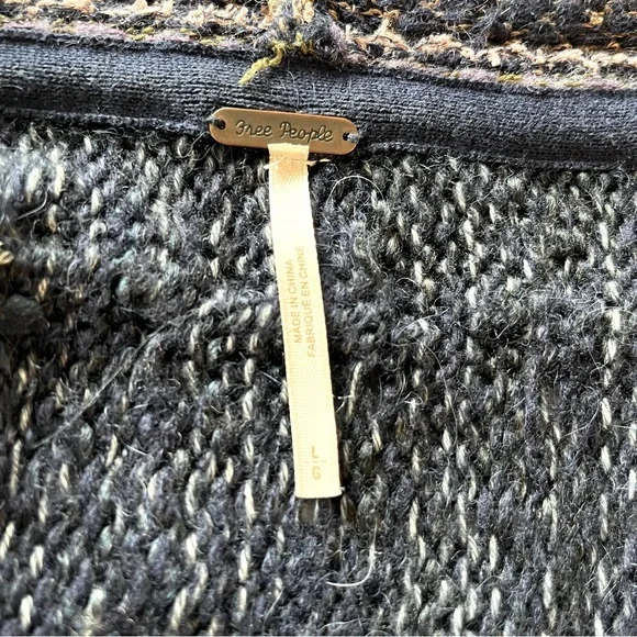 Free People Navy Wool Mohair Alpaca Cotton Blend Sweater Size L - Picture 13 of 13